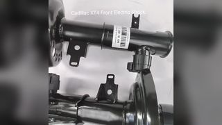 Sostituzione del puntone dell'ammortizzatore anteriore Cadillac XT4