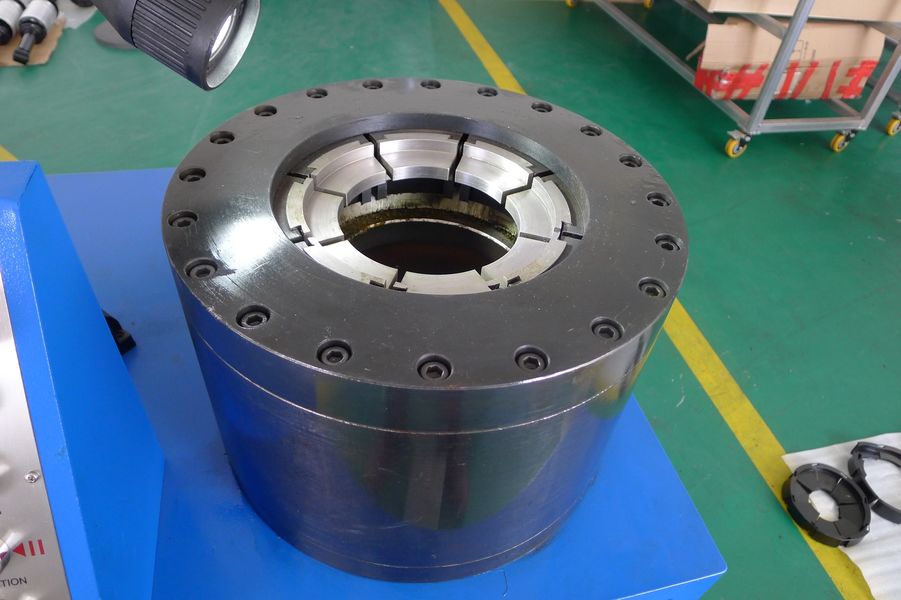 Guangzhou Jovoll Auto Parts Technology Co., Ltd. linea di produzione del fabbricante