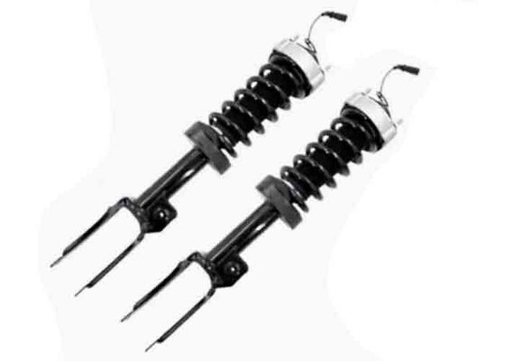 7P6413031AQ 7P6413032AP Assorbente d'urto anteriore Strut Assys w/PASM Per VW Touareg Porsche Cayenne 92A 2011-2018.