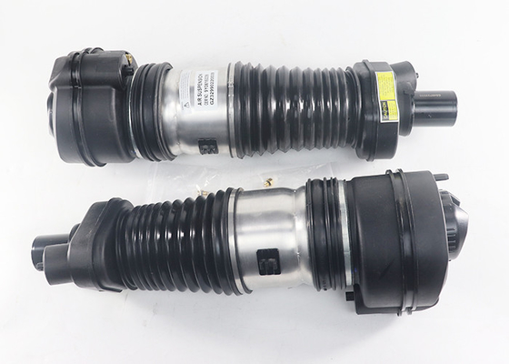 9Y0616039 9Y0616040 Sospensione anteriore ad aria Struts d'urto w / PASM Per Porsche Cayenne 9YA 2017-2022